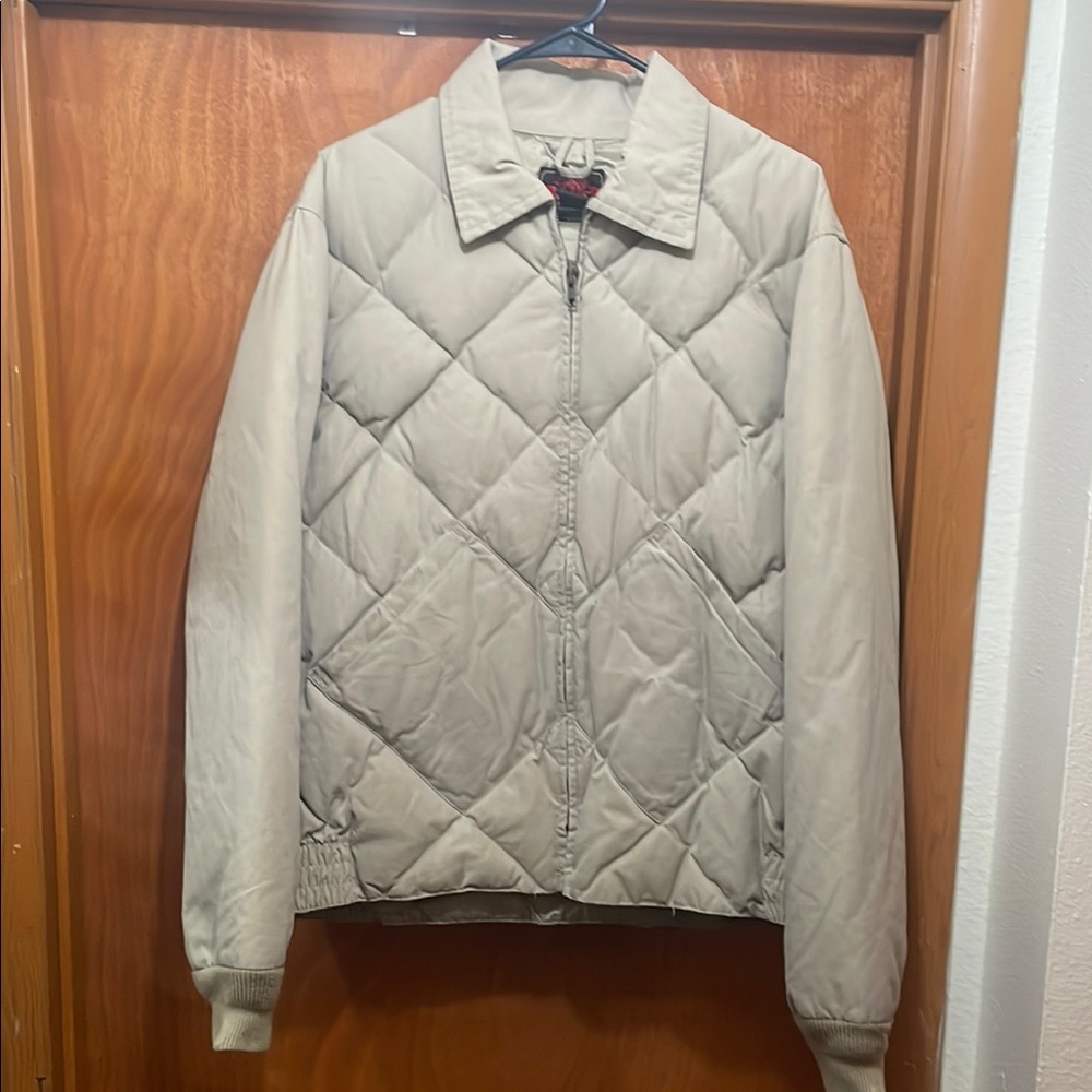 Eddie Bauer Men's Skyliner Beige Quilted Jacket